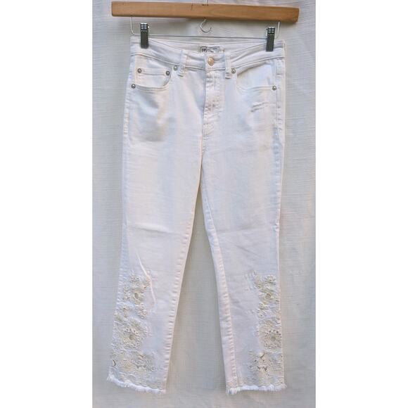 Free People Women's White Boho Embroidered Straight Leg Jeans size 27 Coastal - Picture 1 of 6